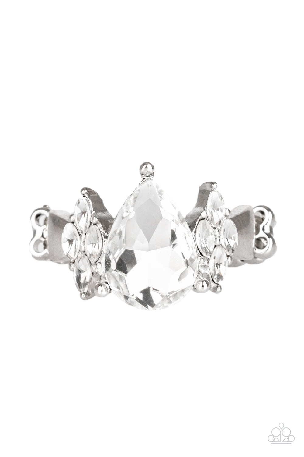 Yas Queen - White - A3