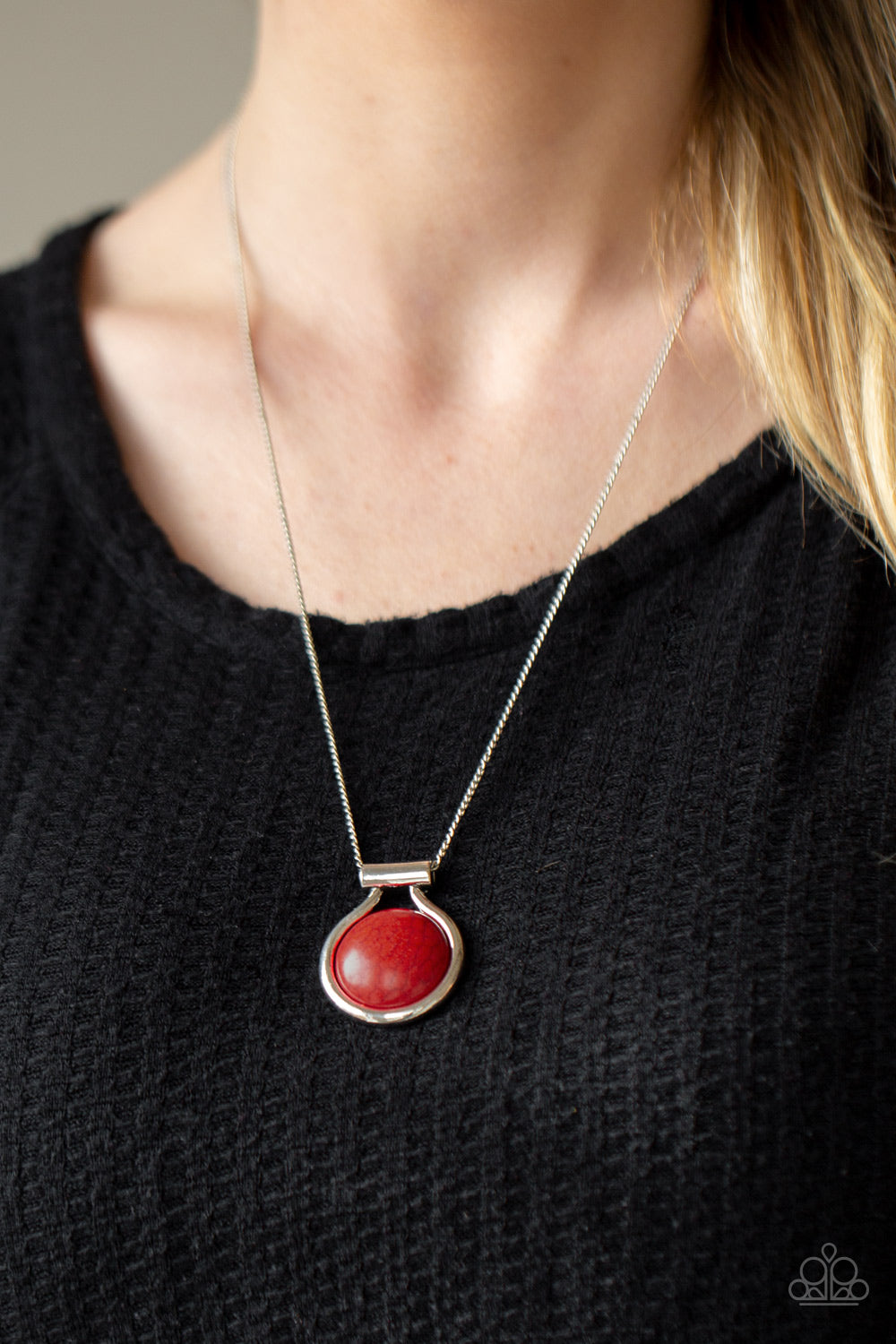 Patagonian Paradise - Red - 585